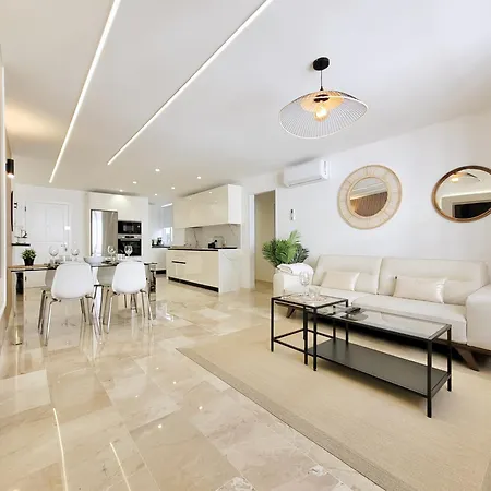 The Stylish Apartment *